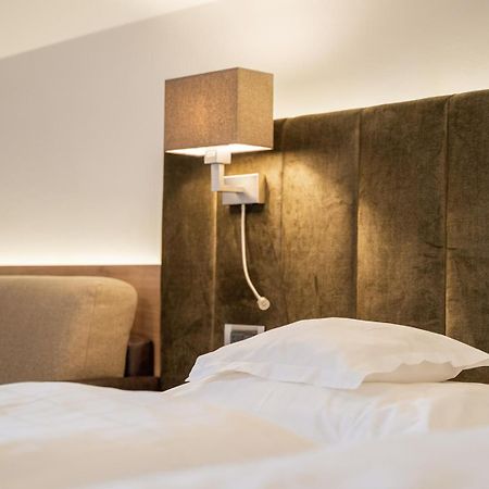 Hotel Brunnhofer Tirolo Eksteriør billede