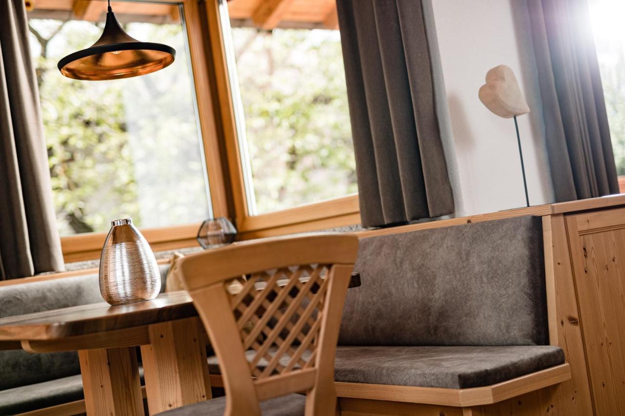 Hotel Brunnhofer Tirolo Eksteriør billede