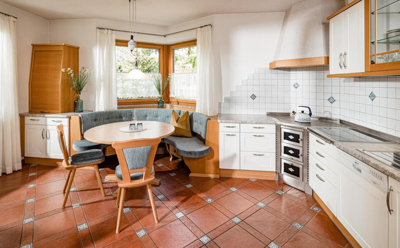 Hotel Brunnhofer Tirolo Eksteriør billede