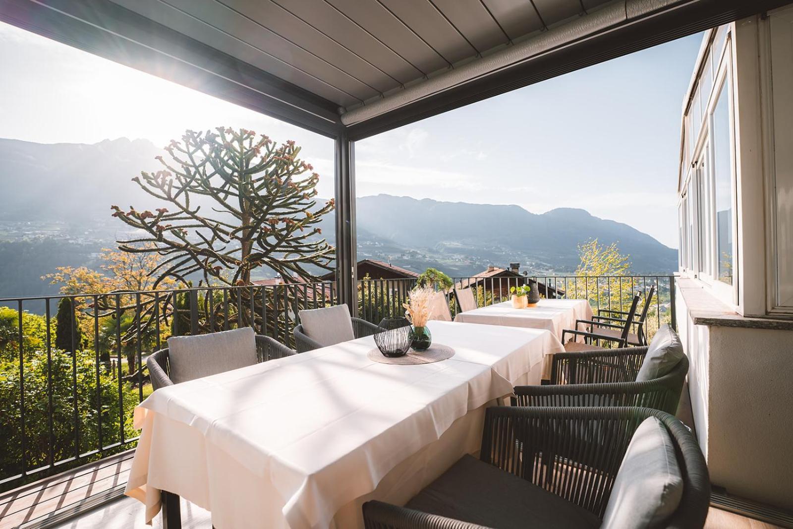 Hotel Brunnhofer Tirolo Eksteriør billede