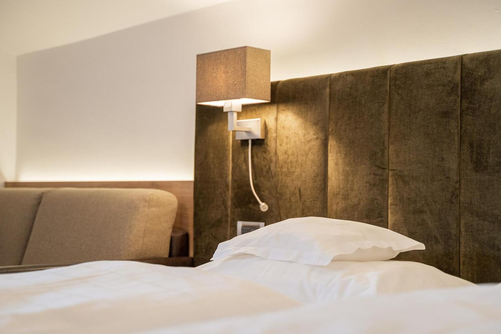 Hotel Brunnhofer Tirolo Eksteriør billede