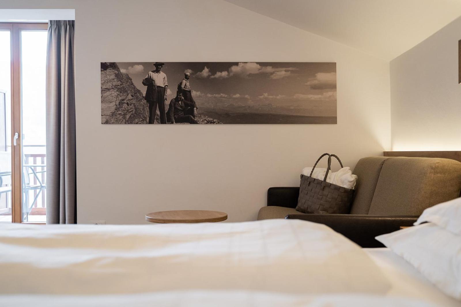 Hotel Brunnhofer Tirolo Eksteriør billede